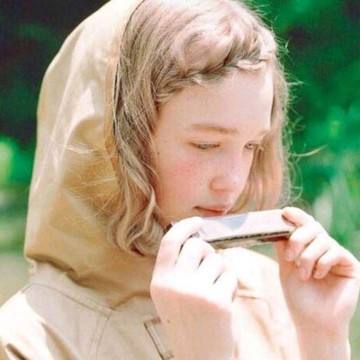 少女咖啡枪小米服下载